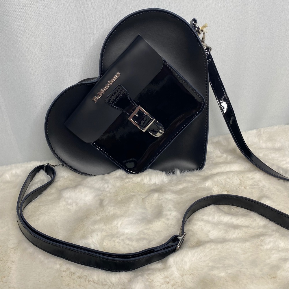 Dr. Martens Heart Backpack Black Kiev Smooth Patent Leather Bag AC807033 NEW